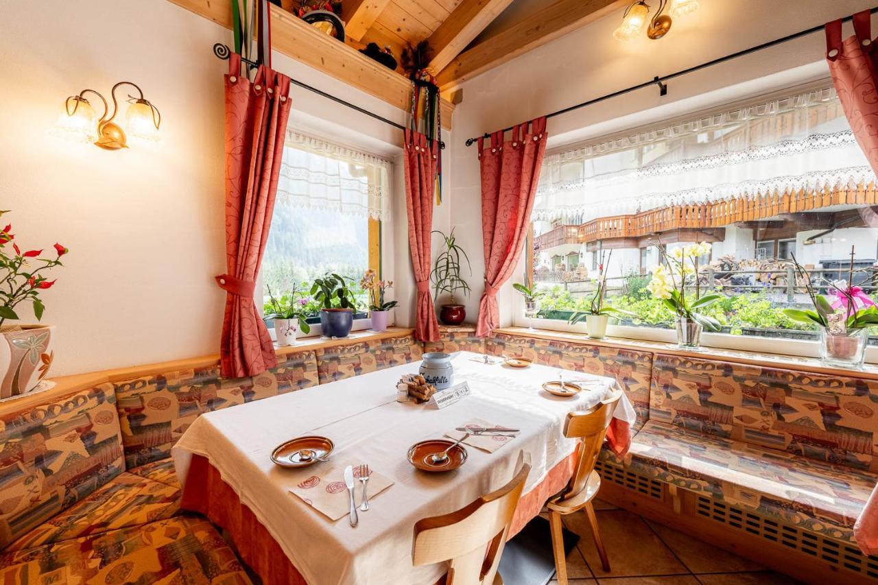 Bed and Breakfast Garni Letizia Campitello di Fassa Exteriér fotografie